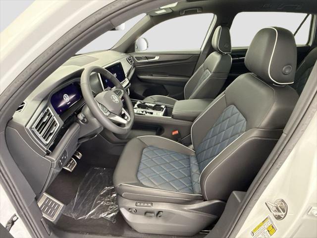 2026 Volkswagen Atlas Cross Sport SEL Premium R-Line