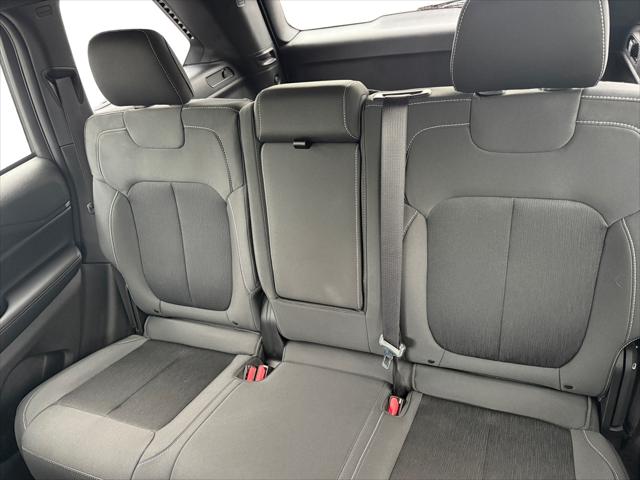 2025 Jeep Grand Cherokee Laredo X 4x2