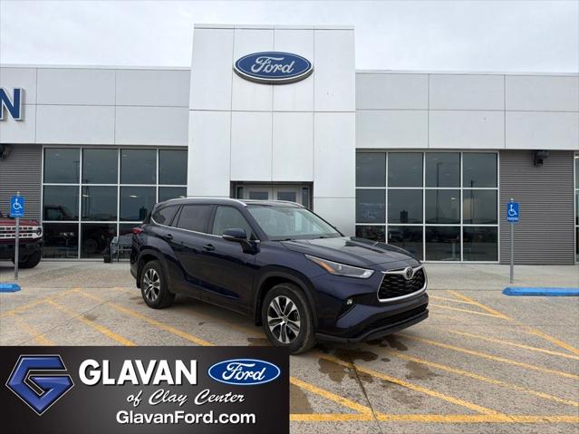 2022 Toyota Highlander XLE for sale in Clay Center, KS