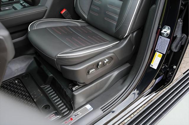 2025 GMC Sierra 2500HD 4WD Crew Cab Standard Bed AT4X