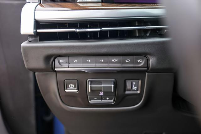 2026 Cadillac Escalade ESV Platinum Sport