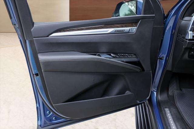 2026 Cadillac Escalade ESV Platinum Sport
