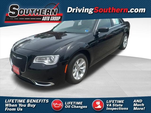 2023 Chrysler 300 Touring