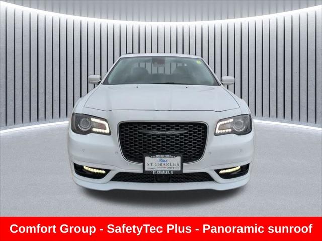 2023 Chrysler 300 Touring-L