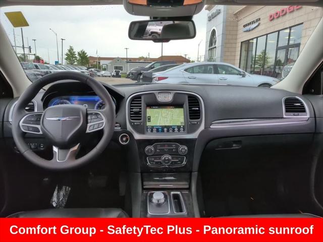 2023 Chrysler 300 Touring-L