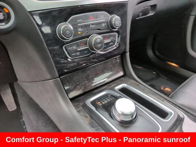 2023 Chrysler 300 Touring-L