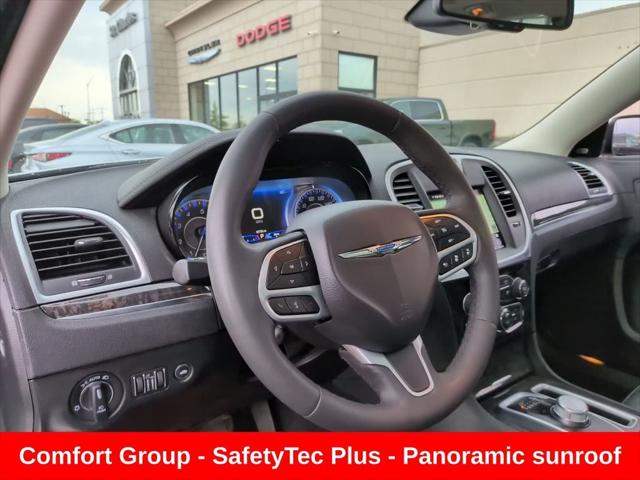 2023 Chrysler 300 Touring-L