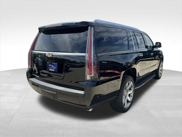 2018 Cadillac Escalade ESV Luxury