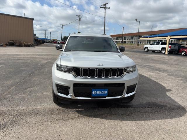 2026 Jeep Grand Cherokee L GRAND CHEROKEE L LAREDO 4X4