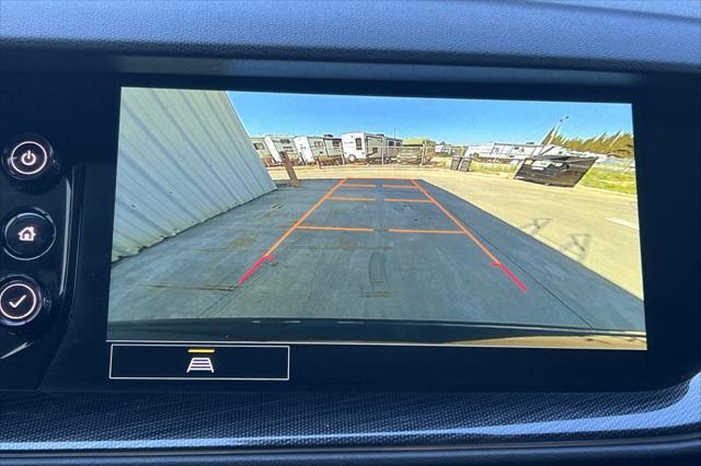 2023 Buick Envision Essence FWD