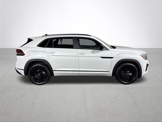 2026 Volkswagen Atlas Cross Sport SEL R-Line Black