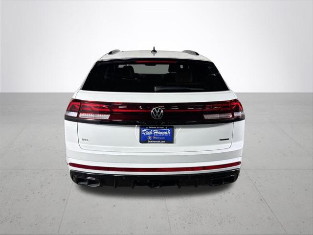 2026 Volkswagen Atlas Cross Sport SEL R-Line Black