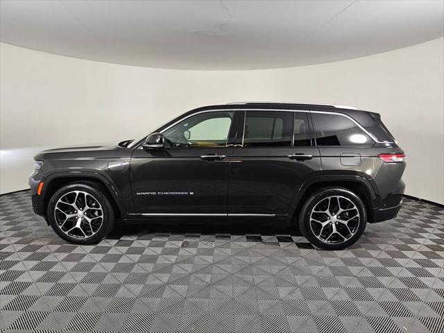 2023 Jeep Grand Cherokee Summit Reserve