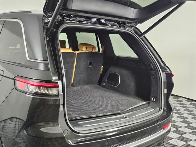2023 Jeep Grand Cherokee Summit Reserve