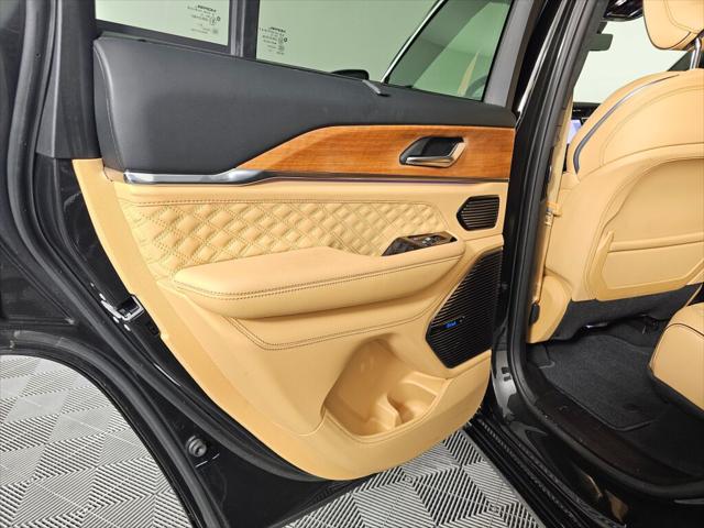 2023 Jeep Grand Cherokee Summit Reserve