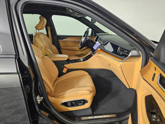 2023 Jeep Grand Cherokee Summit Reserve