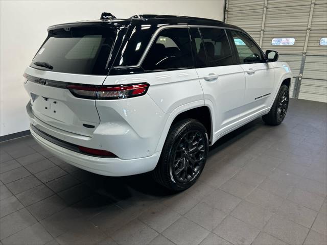 2026 Jeep Grand Cherokee GRAND CHEROKEE SUMMIT 4X4
