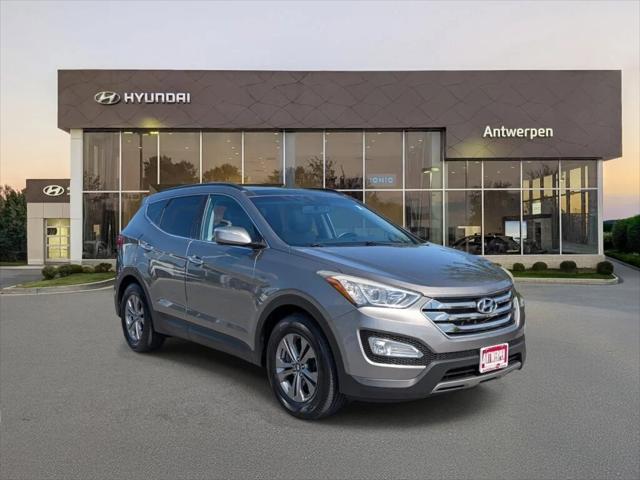 2016 Hyundai Santa Fe Sport 2.4L 2016 Hyundai Santa Fe Sport 2.4L