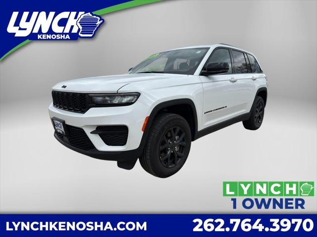 2025 Jeep Grand Cherokee Altitude 4x4 for sale in Mukwonago, WI