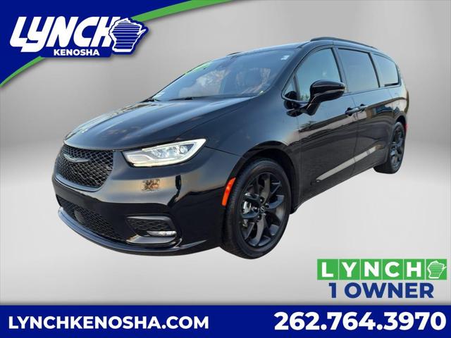 2025 Chrysler Pacifica Limited for sale in Mukwonago, WI