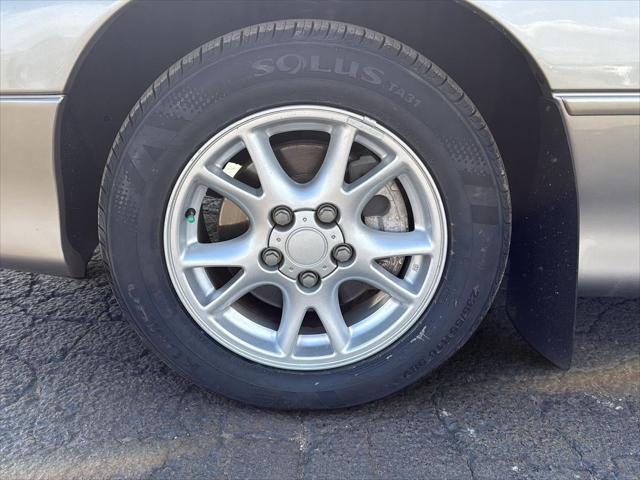 2001 Chevrolet Camaro Base