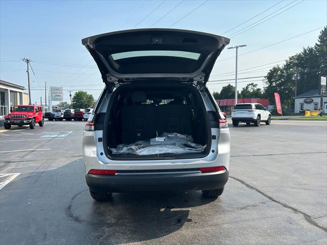 2026 Jeep Grand Cherokee GRAND CHEROKEE L LAREDO ALTITUDE 4X4
