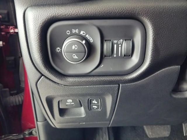 2025 Ram 1500 Laramie Crew Cab 4x4 5'7" Box