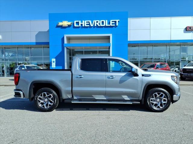 2026 GMC Sierra 1500 Crew Cab, Short Bed, SLT, 4WD