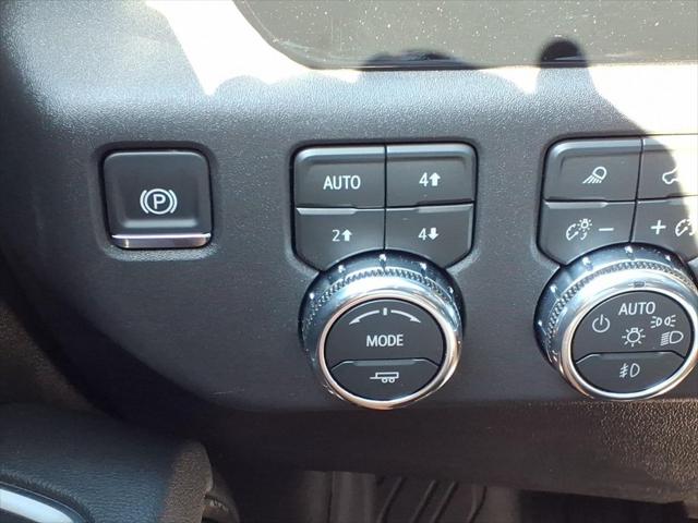 2026 GMC Sierra 1500 Crew Cab, Short Bed, SLT, 4WD
