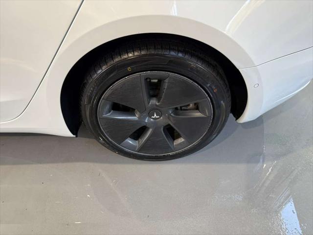 2022 Tesla Model 3 Long Range Dual Motor All-Wheel Drive