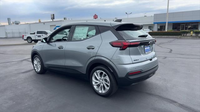 2027 Chevrolet Bolt LT FWD