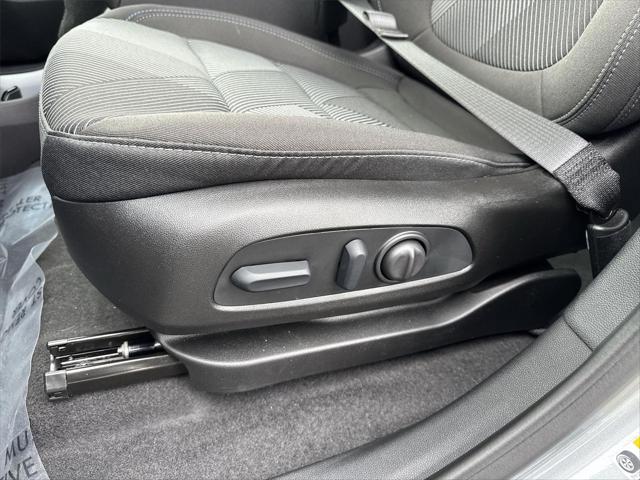 2027 Chevrolet Bolt LT FWD
