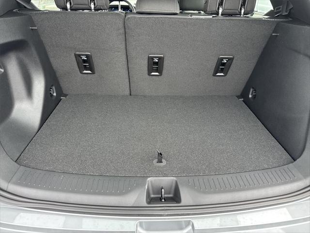 2027 Chevrolet Bolt LT FWD
