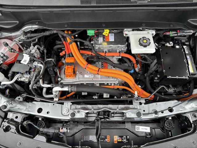 2027 Chevrolet Bolt LT FWD