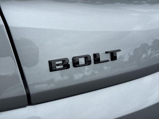 2027 Chevrolet Bolt LT FWD