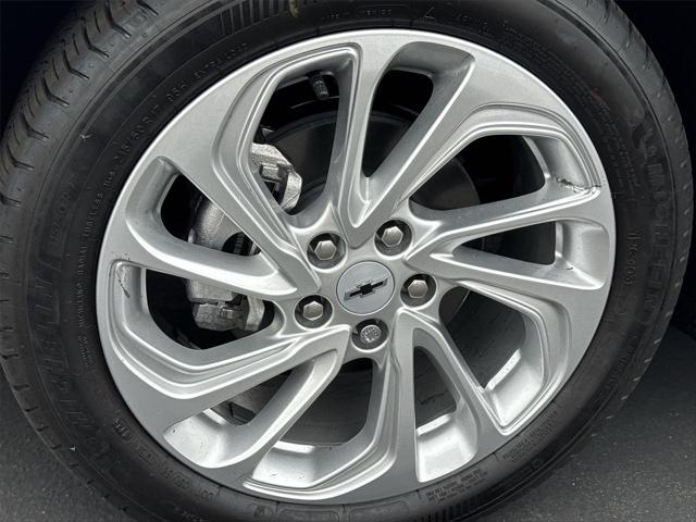 2027 Chevrolet Bolt LT FWD