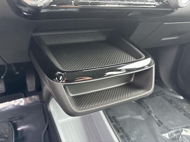 2027 Chevrolet Bolt LT FWD
