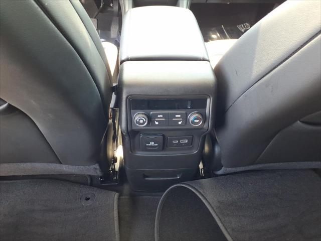 2023 GMC Acadia AWD SLT