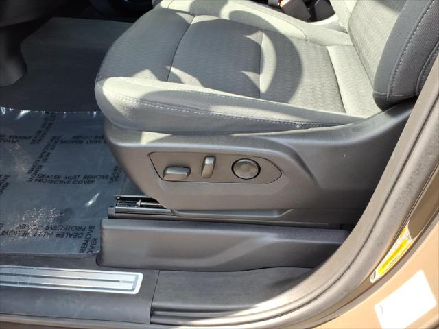 2023 Chevrolet Silverado 1500 4WD Crew Cab Short Bed LT with 2FL