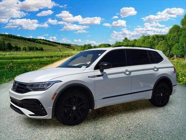 2022 Volkswagen Tiguan 2.0T SE R-Line Black