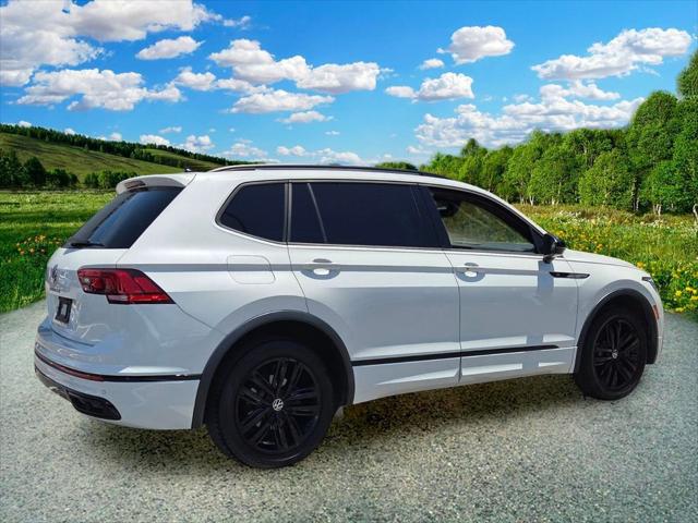 2022 Volkswagen Tiguan 2.0T SE R-Line Black