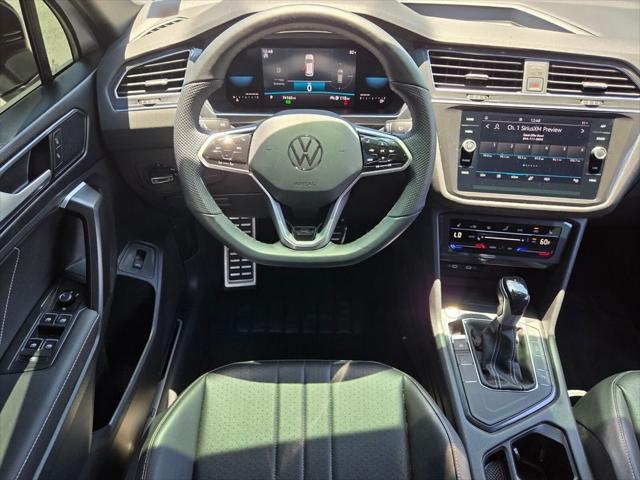 2022 Volkswagen Tiguan 2.0T SE R-Line Black