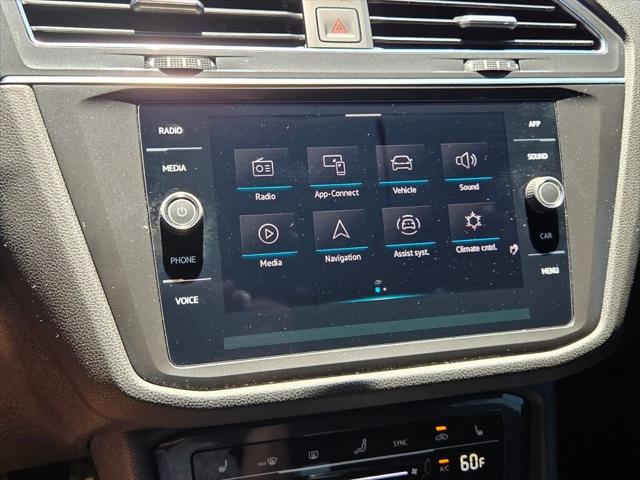 2022 Volkswagen Tiguan 2.0T SE R-Line Black