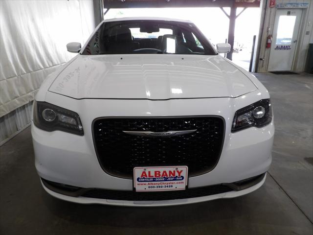 2016 Chrysler 300 300S Alloy Edition