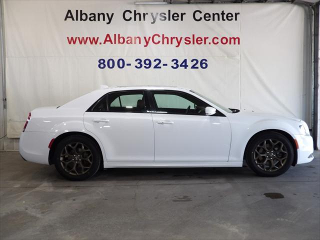 2016 Chrysler 300 300S Alloy Edition