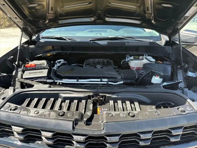2022 Chevrolet Silverado 1500 4WD Crew Cab Short Bed Custom
