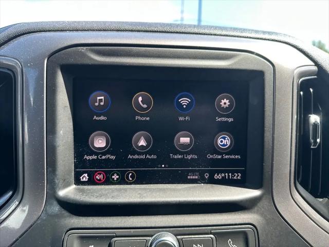 2022 Chevrolet Silverado 1500 4WD Crew Cab Short Bed Custom