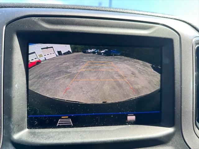 2022 Chevrolet Silverado 1500 4WD Crew Cab Short Bed Custom