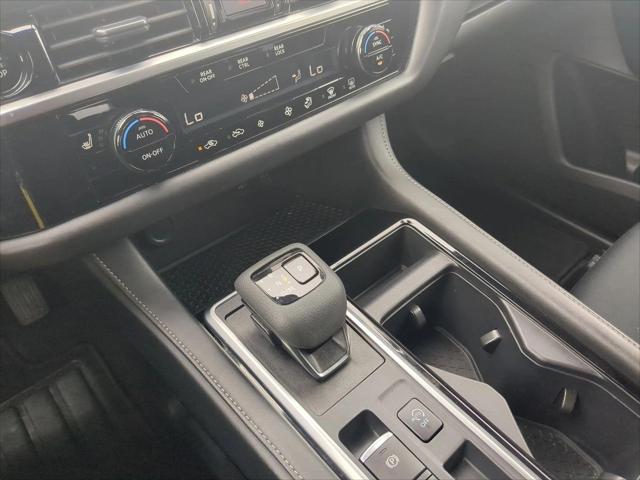 2025 Nissan Pathfinder SV FWD