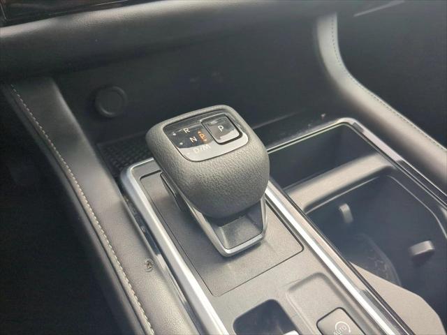 2025 Nissan Pathfinder SV 4WD